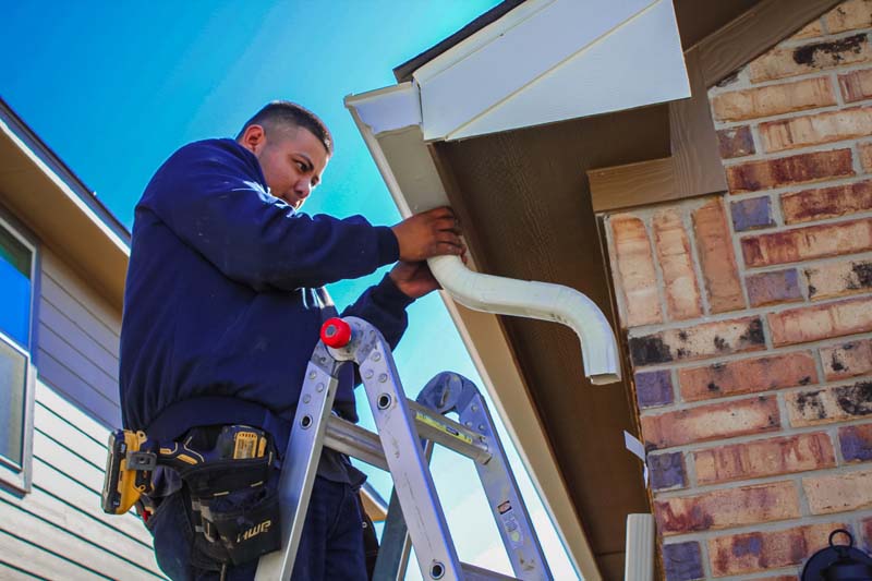 Residential Downspouts Installation