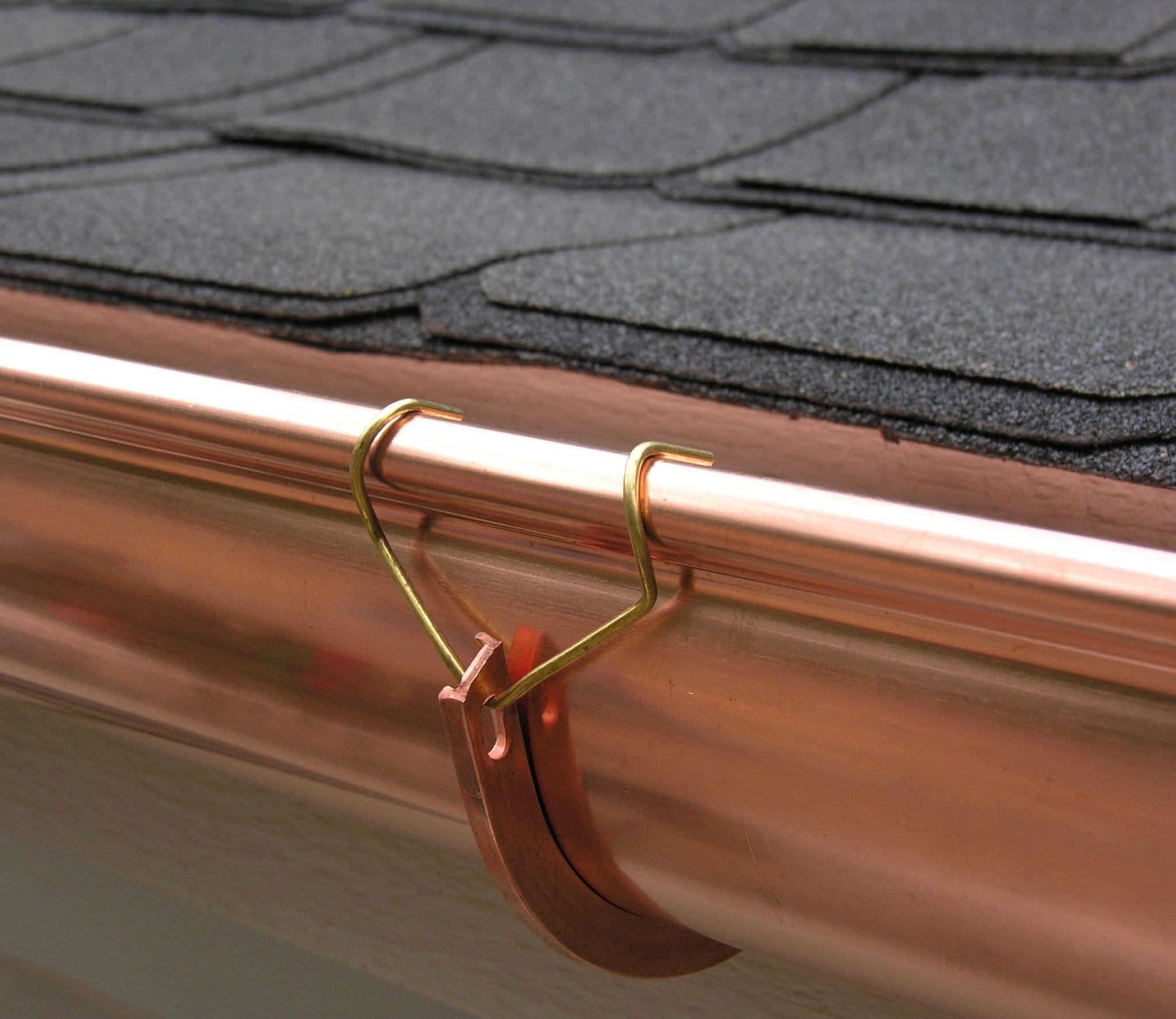 Lessard's Rain Gutters Professional Gutter Cleaning